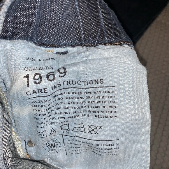 Gap Maternity 1969 Dark Wash Flare Jeans 27/4 - Picture 9 of 9